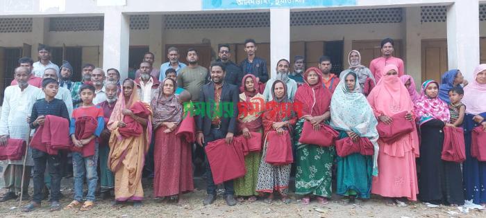 তারা দেবী ফাউন্ডেশনের উদ্যোগে শীতবস্ত্র বিতরণ কার্যক্রম অব্যহত