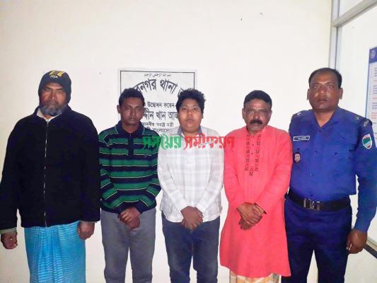 মুজিবনগরে বিএনপির চার নেতা গ্রেপ্তার, ককটেল উদ্ধার