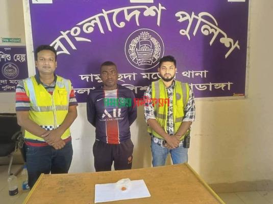 কার্পাসডাঙ্গায় ৩৭ পিস ইয়াবাসহ একজন আটক