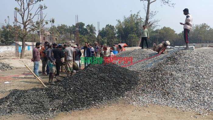 গাংনীতে শেখ রাসেল মিনি স্টেডিয়াম নির্মাণকাজে ব্যাপক অনিয়মের অভিযোগ