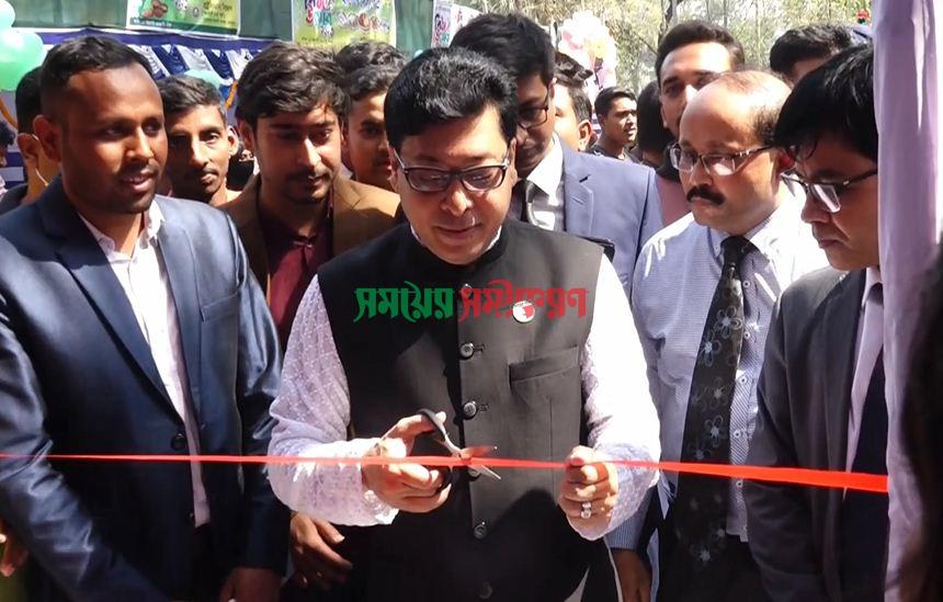 মেহেরপুর সরকারি কলেজে পিঠা উৎসব
