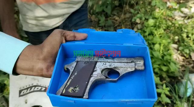 দর্শনায় এক রাউন্ড গুলিসহ বিদেশী পিস্তল উদ্ধার