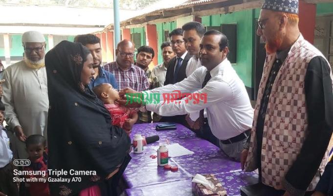 আলমডাঙ্গায় জঙ্গিবাদ মোকাবিলা ও শিক্ষার মানোন্নয়নে মতবিনিময় সভায় ডিসি আমিনুল ইসলাম