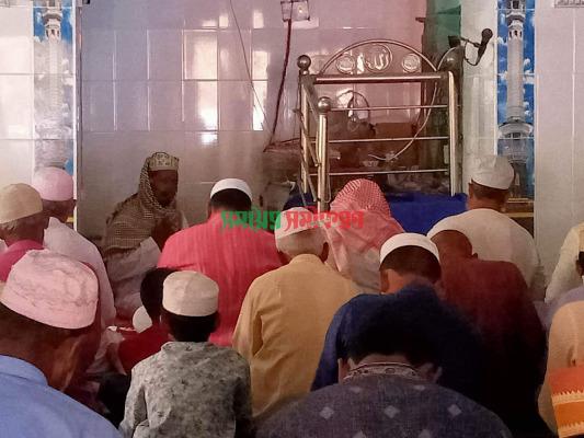 তুরস্ক ও সিরিয়ায় ভূমিকম্পে নিহতের ঘটনায় গাংনীতে দোয়া অনুষ্ঠিত