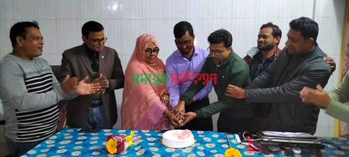 গাংনীতে সাংবাদিক মজনুর রহমান আকাশের জন্মদিন উদ্্যাপন