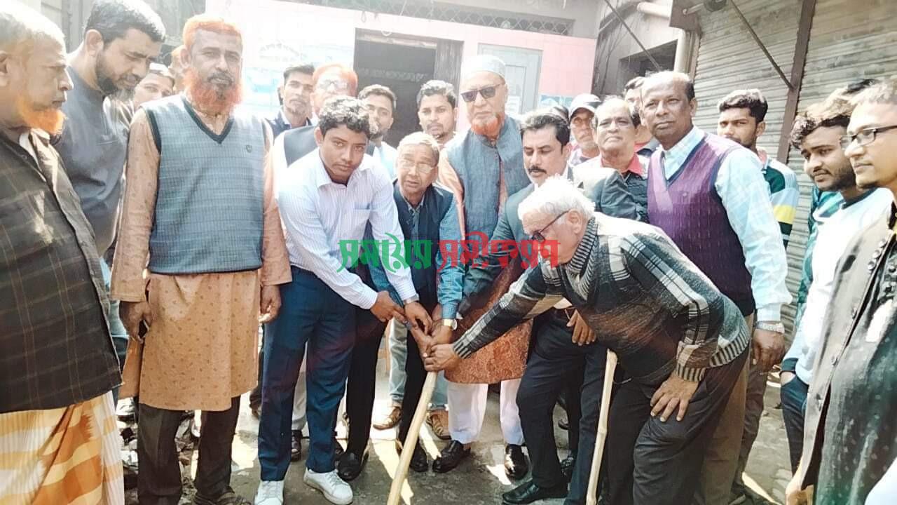 আলমডাঙ্গায় সুপেয় পানির প্লান্টের উদ্বোধন