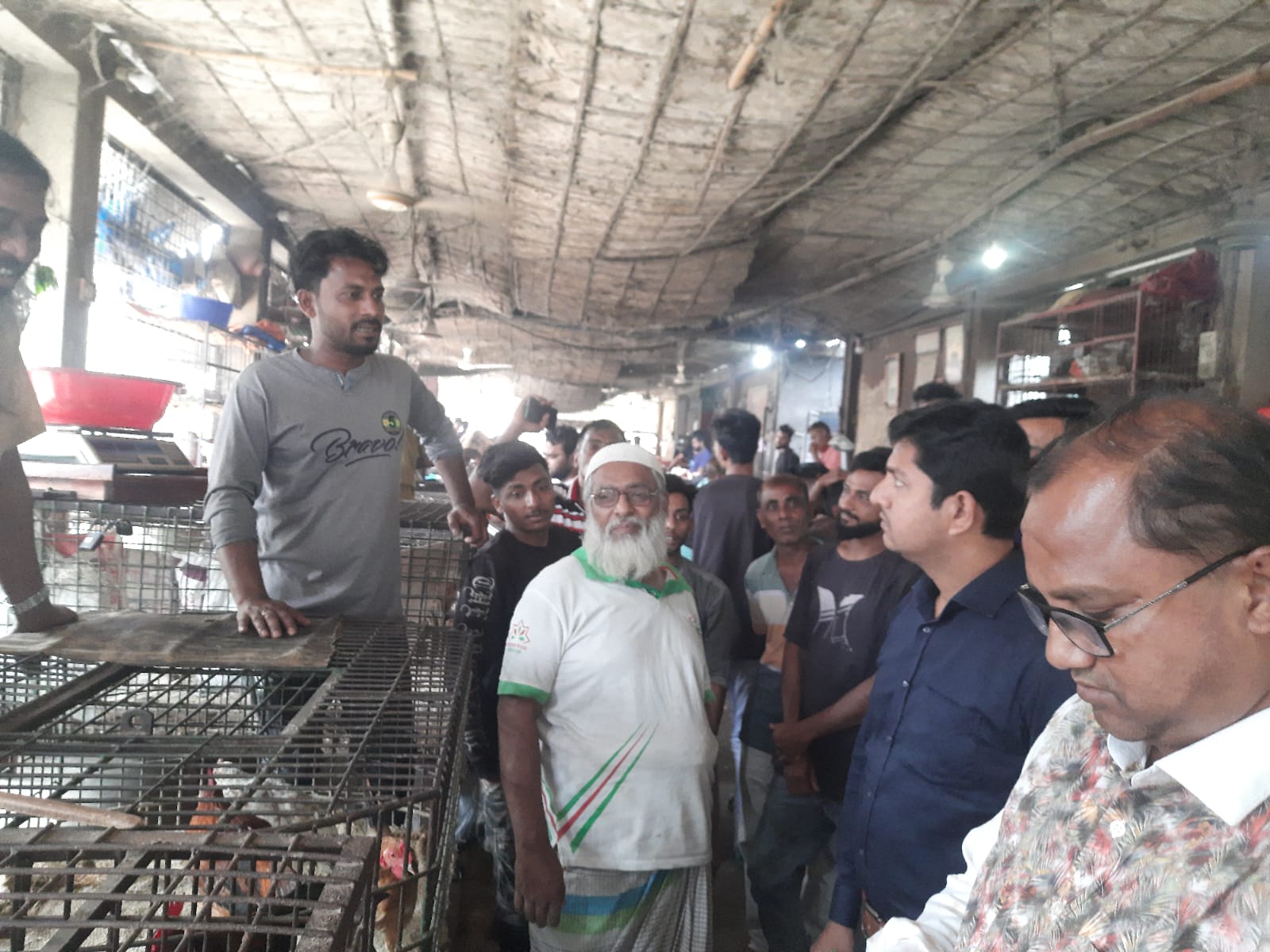 সাত প্রতিষ্ঠানকে সাড়ে ৮ হাজার টাকা জরিমানা