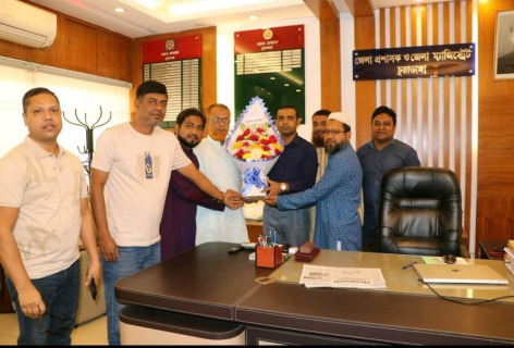 চুয়াডাঙ্গা জেলা প্রশাসকের সঙ্গে পরিবেশক সমিতির সৌজন্য সাক্ষাৎ