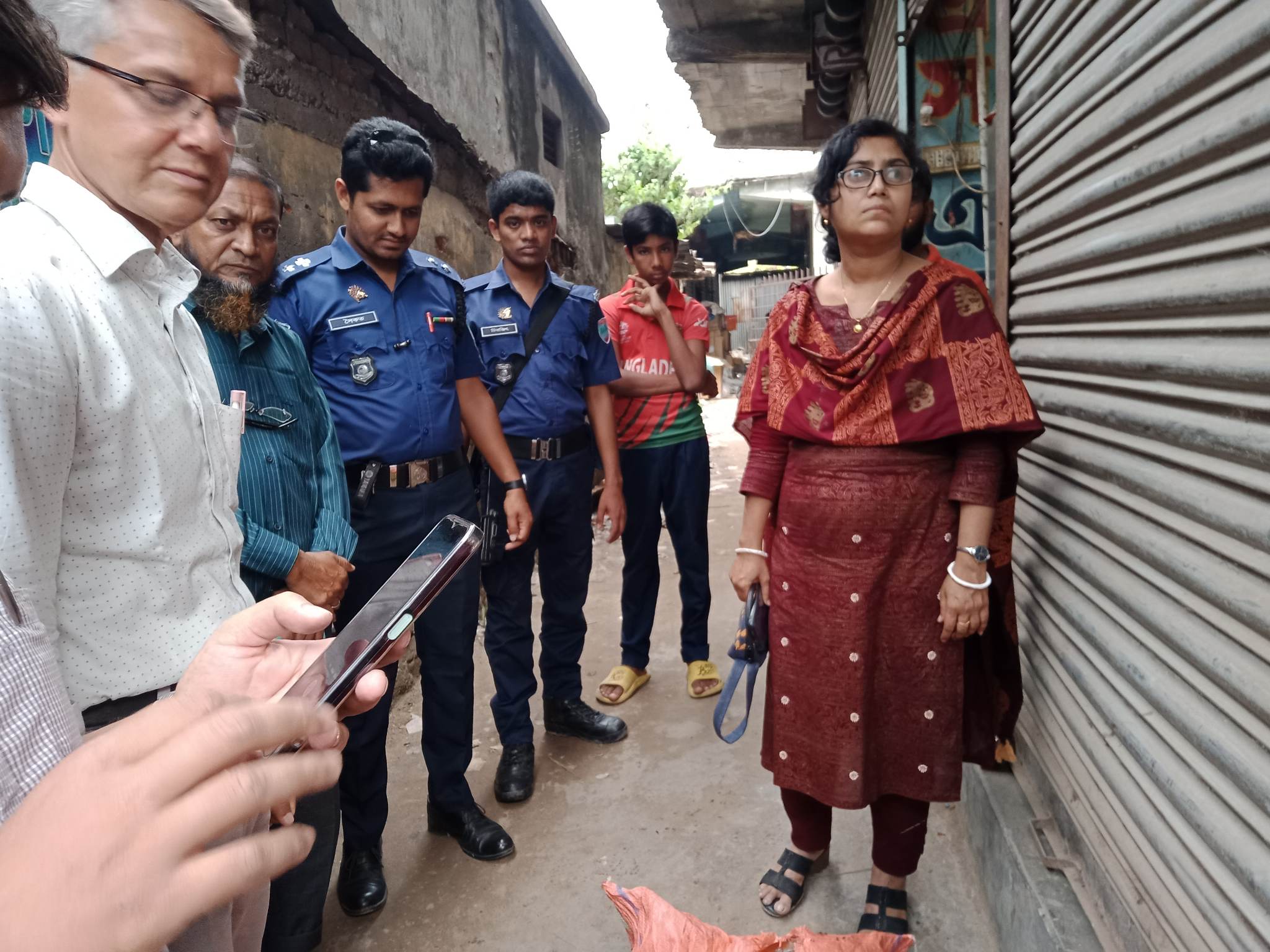 জীবননগরে ৩ প্রতিষ্ঠানকে ২০ হাজার টাকা জরিমানা