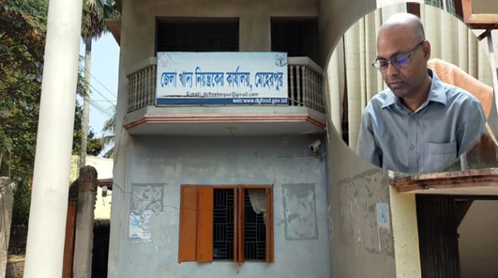 শ্রমিকদের টাকা খাদ্য নিয়ন্ত্রকের ‘পকেটে’