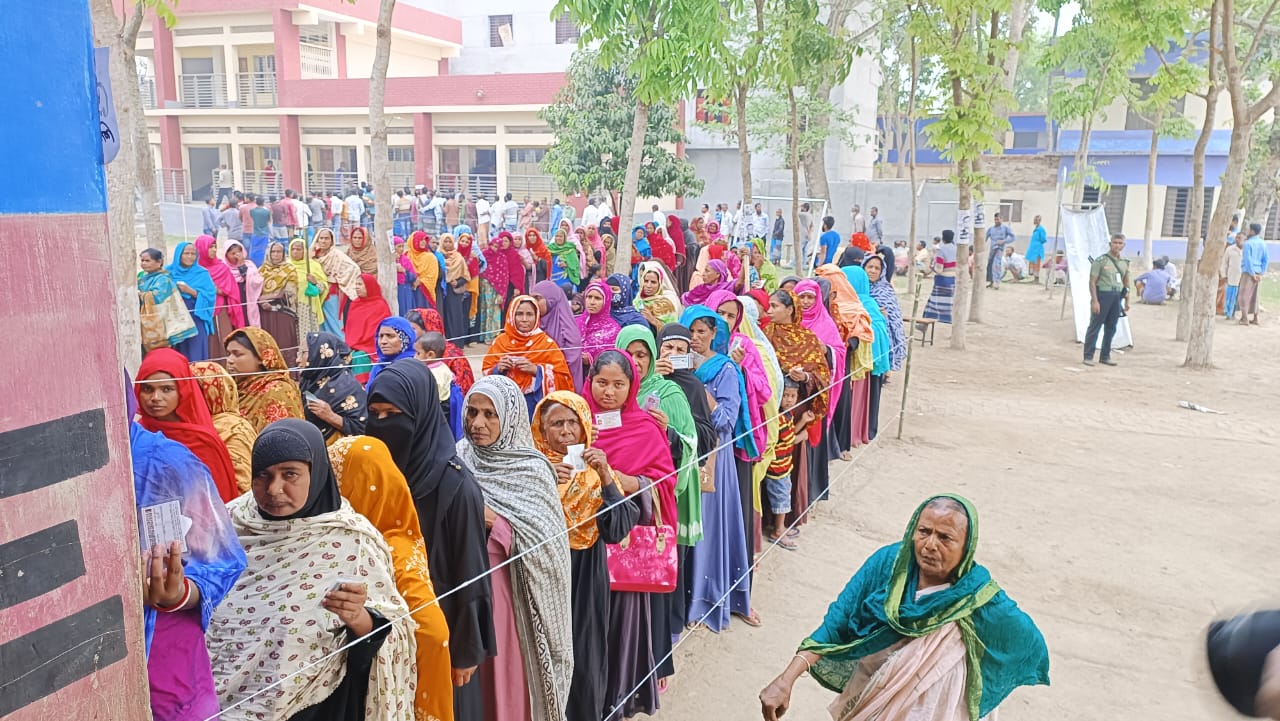 আলমডাঙ্গার ২ ইউপিতে স্বতন্ত্র ও জীবননগরের ৬টিতে নৌকার জয়