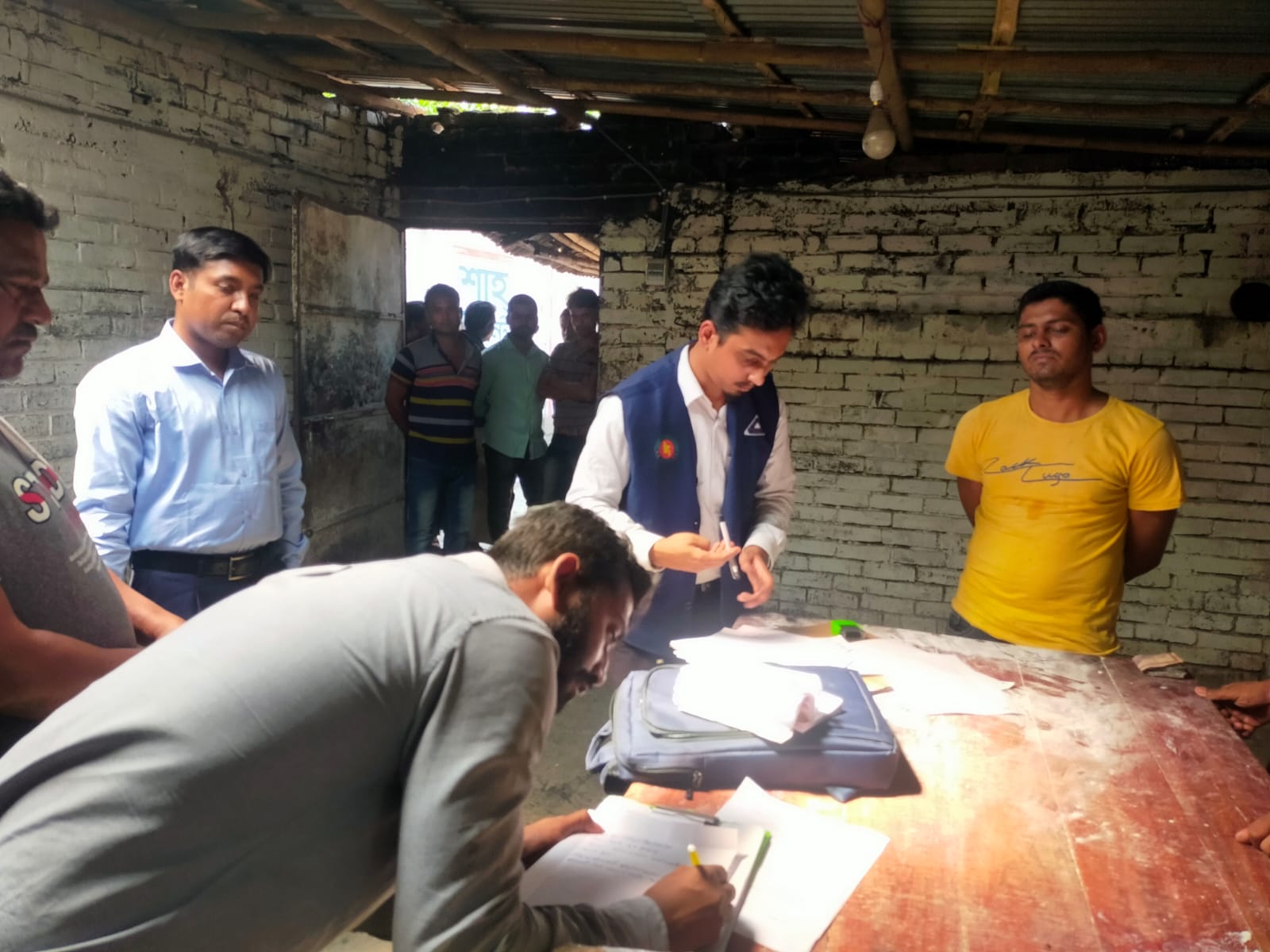 কার্পাসডাঙ্গায় ভ্রাম্যমাণ আদালতে ফুড বেকারিতে জরিমানা