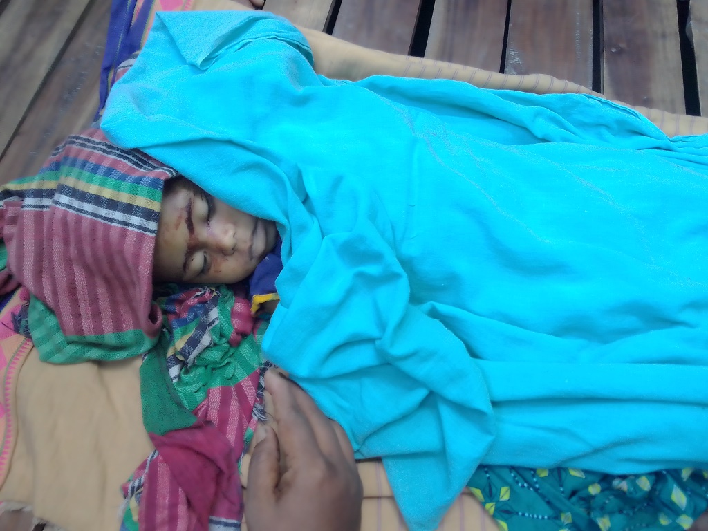 ঘুমন্ত শিশুর ওপর উঠে গেল ভুট্টা বোঝাই লাটাহাম্বার