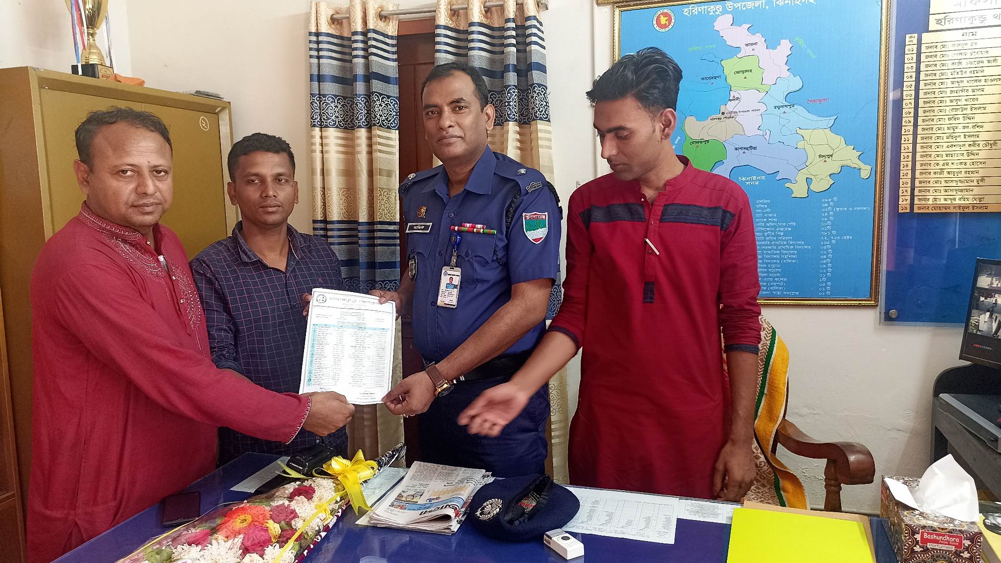 হরিণাকুণ্ডু থানায় নতুন ওসি আবু আজিফের যোগদান
