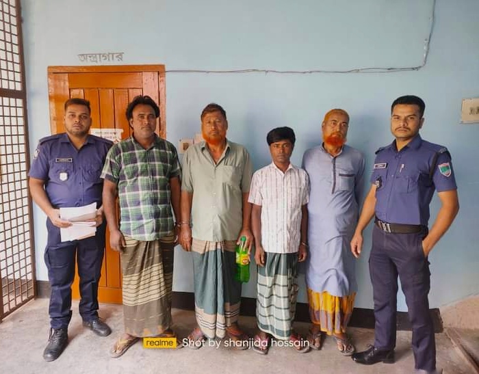 গাংনীতে বিস্ফোরক মামলায় বিএনপির তিন কর্মী গ্রেপ্তার