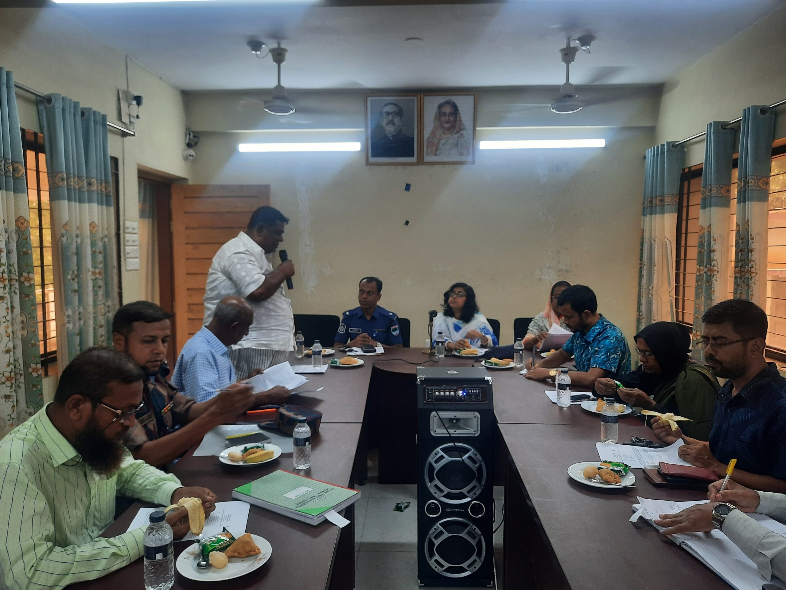জীবননগর উপজেলা আইনশৃঙ্খলা ও চোরাচালান প্রতিরোধ কমিটির মাসিক সভা অনুষ্ঠিত