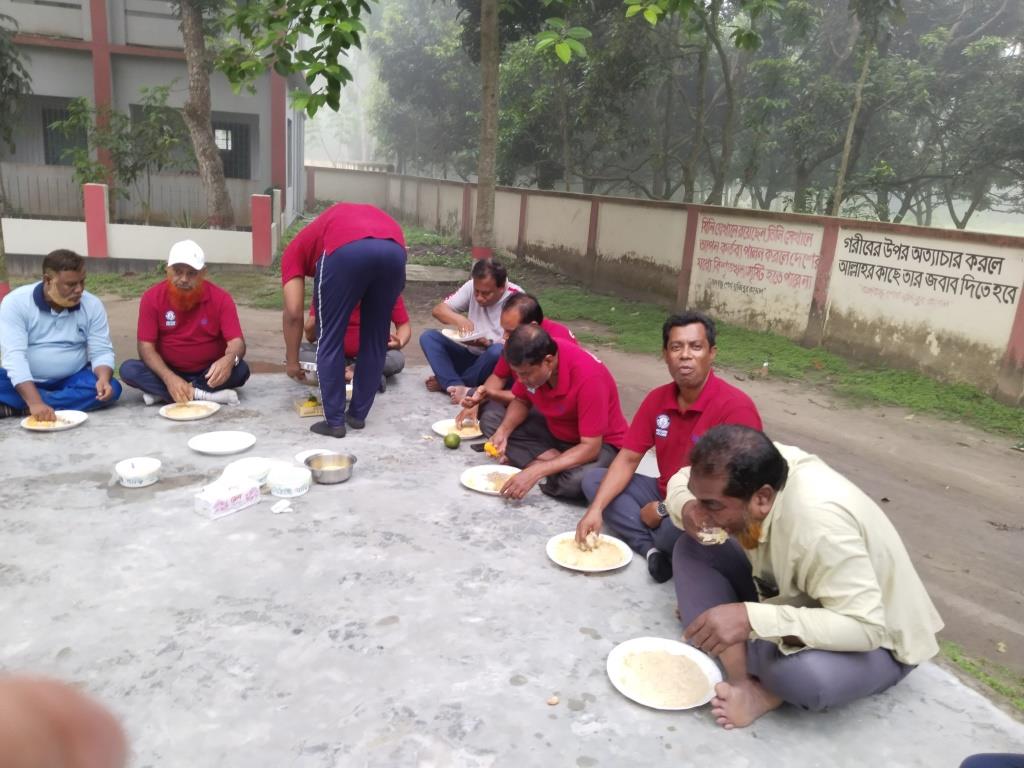 দর্শনায় আম-চিড়ায় মধুমাস বরণ