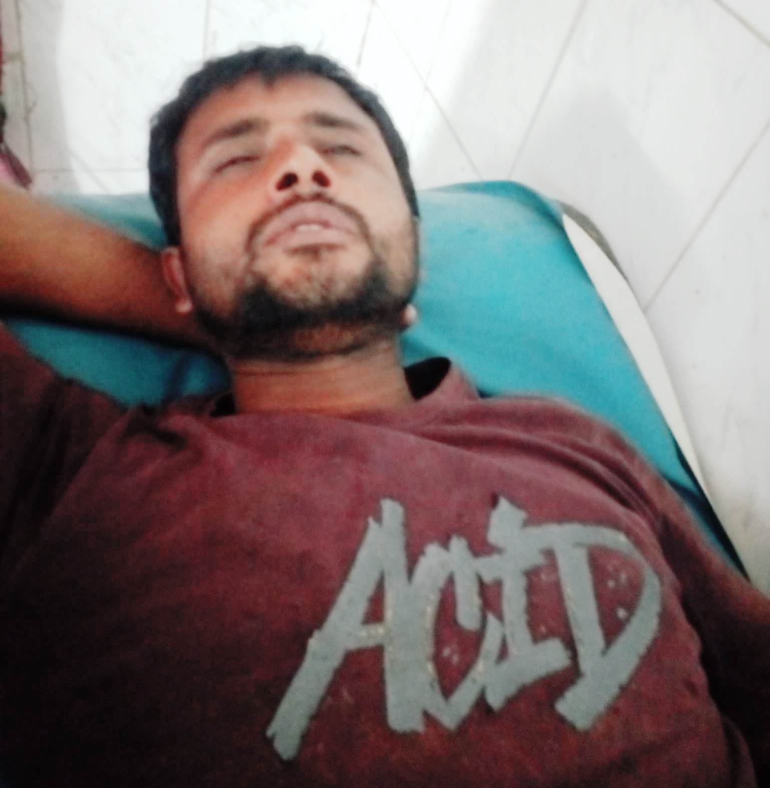 গাংনীতে ঝগড়ার মধ্যে স্বামীর অণ্ডকোষ ছিড়ে নিল স্ত্রী