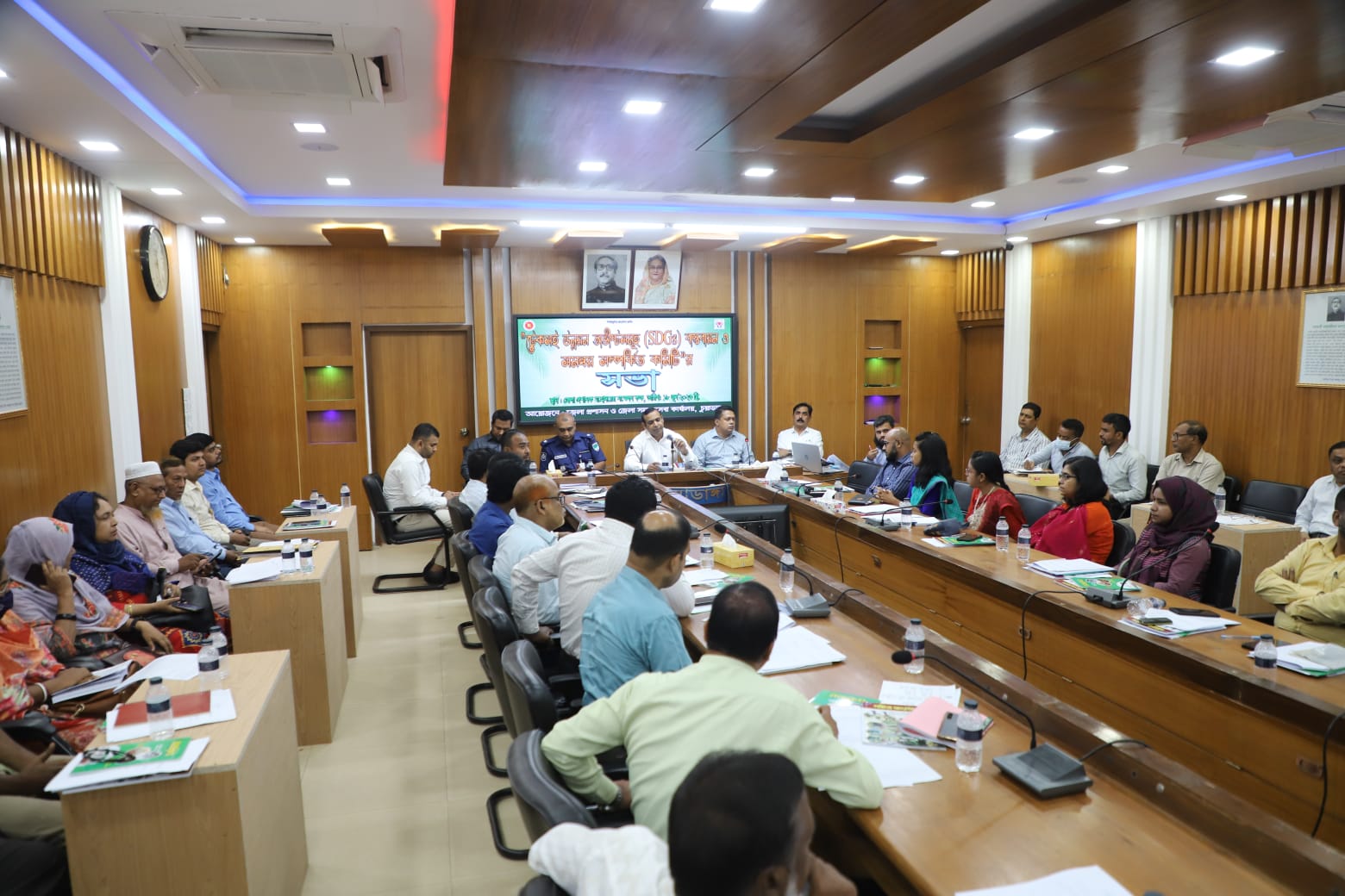 উন্নয়ন ও সমন্বয় কমিটির মাসিক সভায় চুয়াডাঙ্গা জেলা প্রশাসক মোহাম্মদ আমিনুল ইসলাম খান