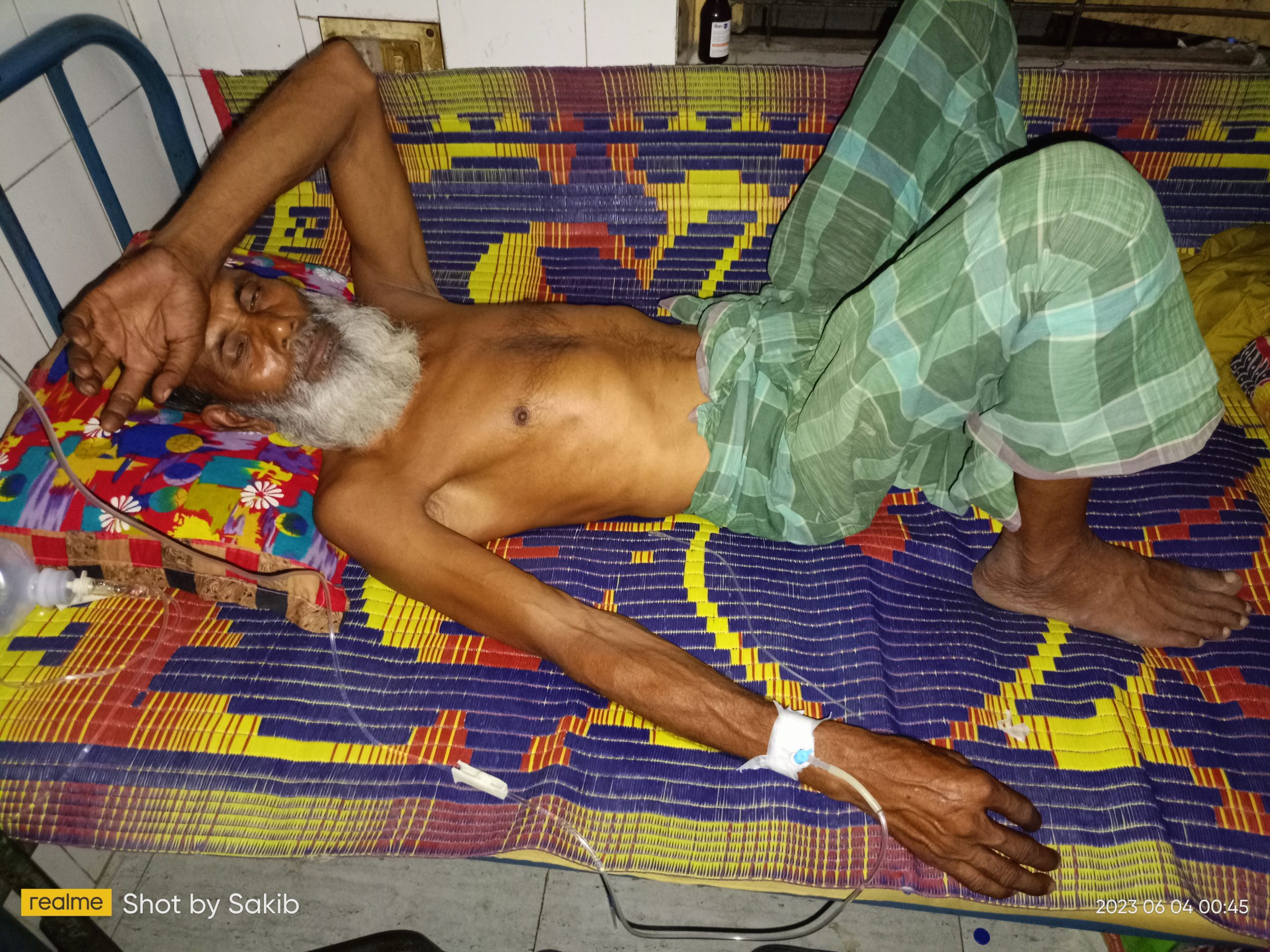 দামুড়হুদায় স্ত্রীর সঙ্গে দ্বন্দ্বে জড়িয়ে স্বামী জখম