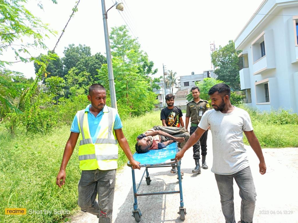 চুয়াডাঙ্গা সদর হাসপাতাল চত্বরে পড়েছিল বৃদ্ধর লাশ
