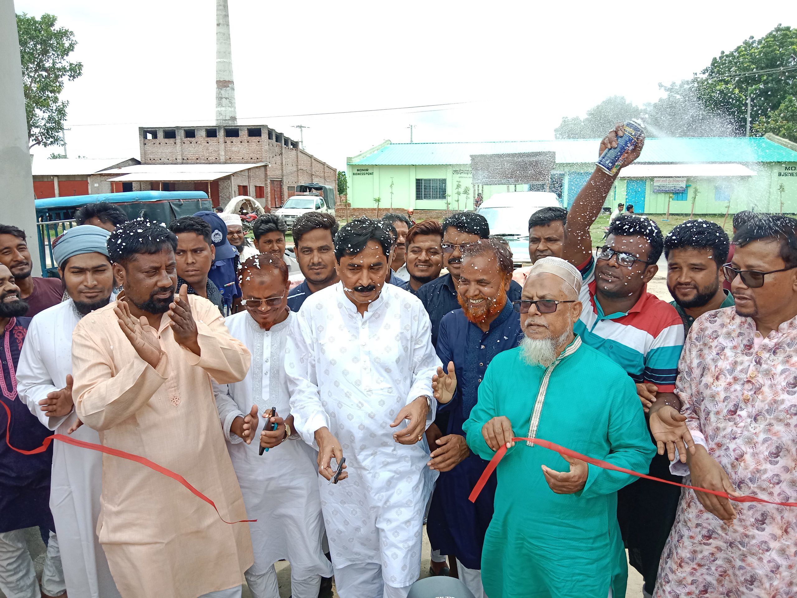 দামুড়হুদায় ফ্যান্টাসি চুয়াডাঙ্গা ফুড অ্যান্ড ফান্ পার্কের উদ্বোধন