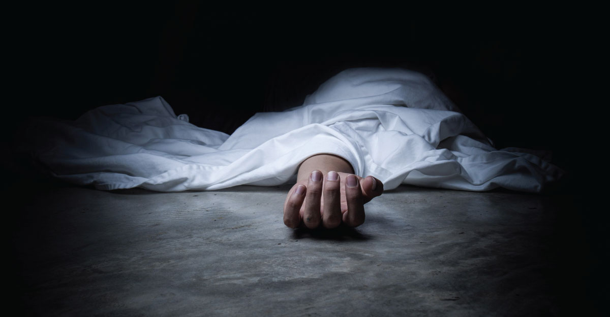 জীবননগরে দোকানে ঝুলছিল যুবকের মরদেহ