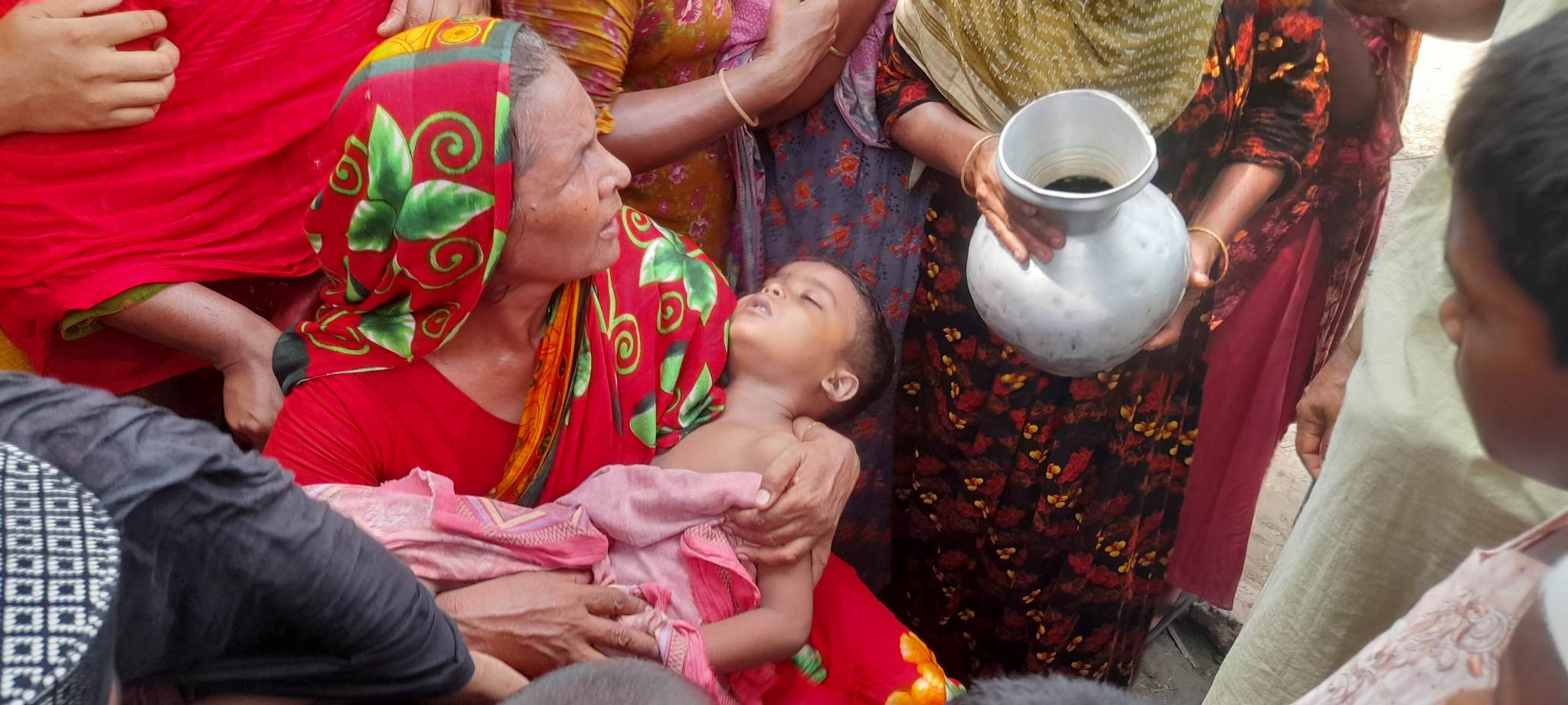গাংনীতে পুকুরে গোসলে নেমে পানিতে ডুবে শিশুর মৃত্যু