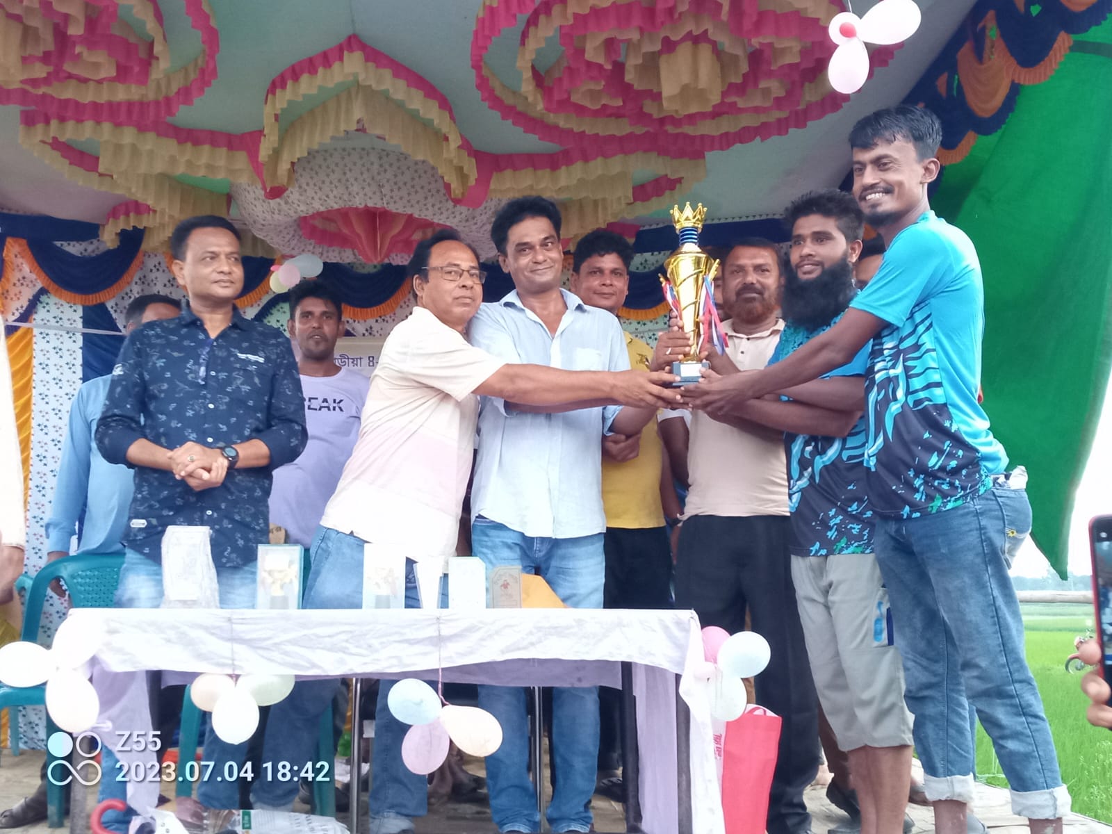 গাড়াবাড়ীয়া ৮ স্টার সুপার লিগ ও পুরস্কার বিতরণ