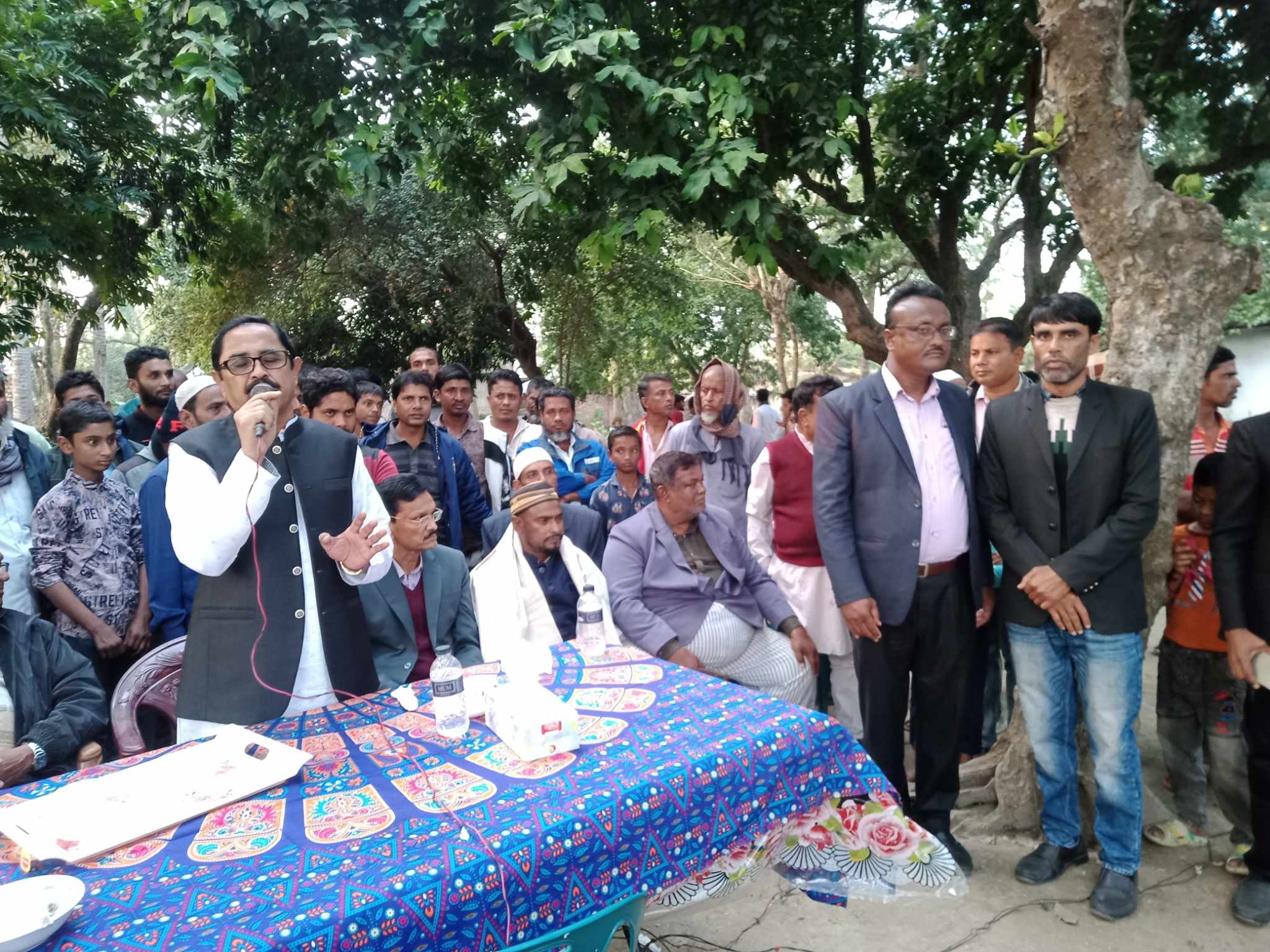 জীবননগরে নৌকার পক্ষে গণসংযোগ ও পথসভা