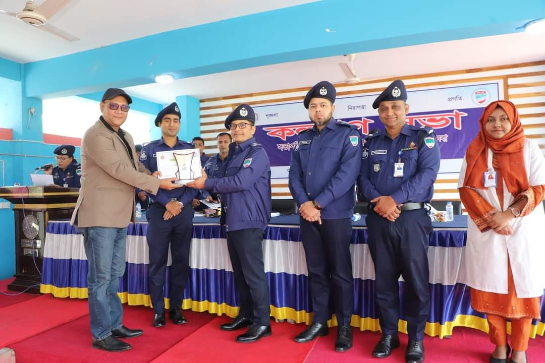 চুয়াডাঙ্গায় পুলিশের মাসিক কল্যাণ ও অপরাধ পর্যালোচনা সভা