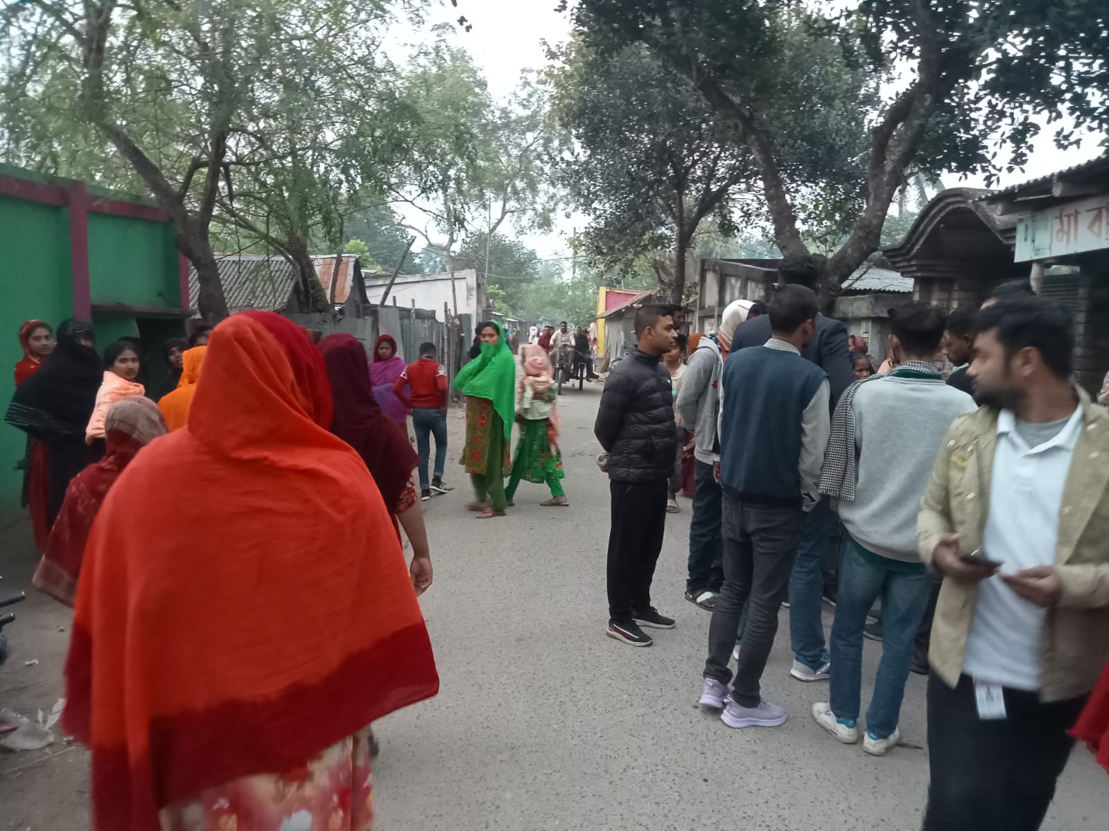 জীবননগরে মোটরসাইকেলের ধাক্কায় শিশু গুরুতর আহত