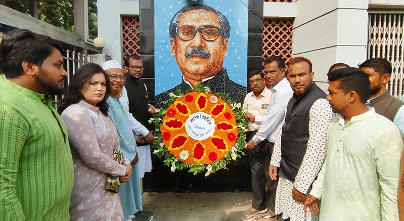 গাংনীতে বঙ্গবন্ধুর প্রতিকৃতিতে শ্রদ্ধা জানালেন এএসএম নাজমুল হক