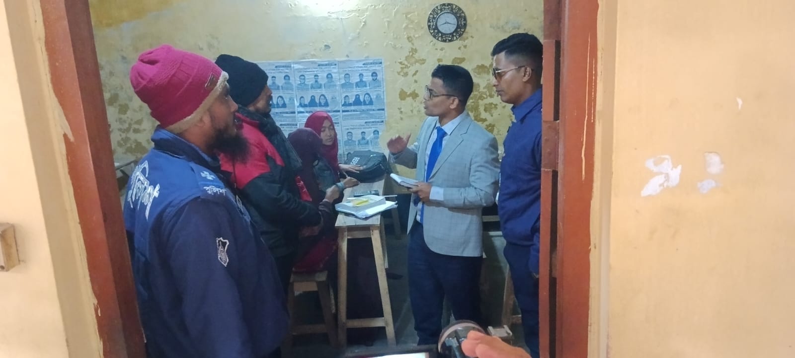 চুয়াডাঙ্গার ৩৫টি কোচিং সেন্টারে অভিযান