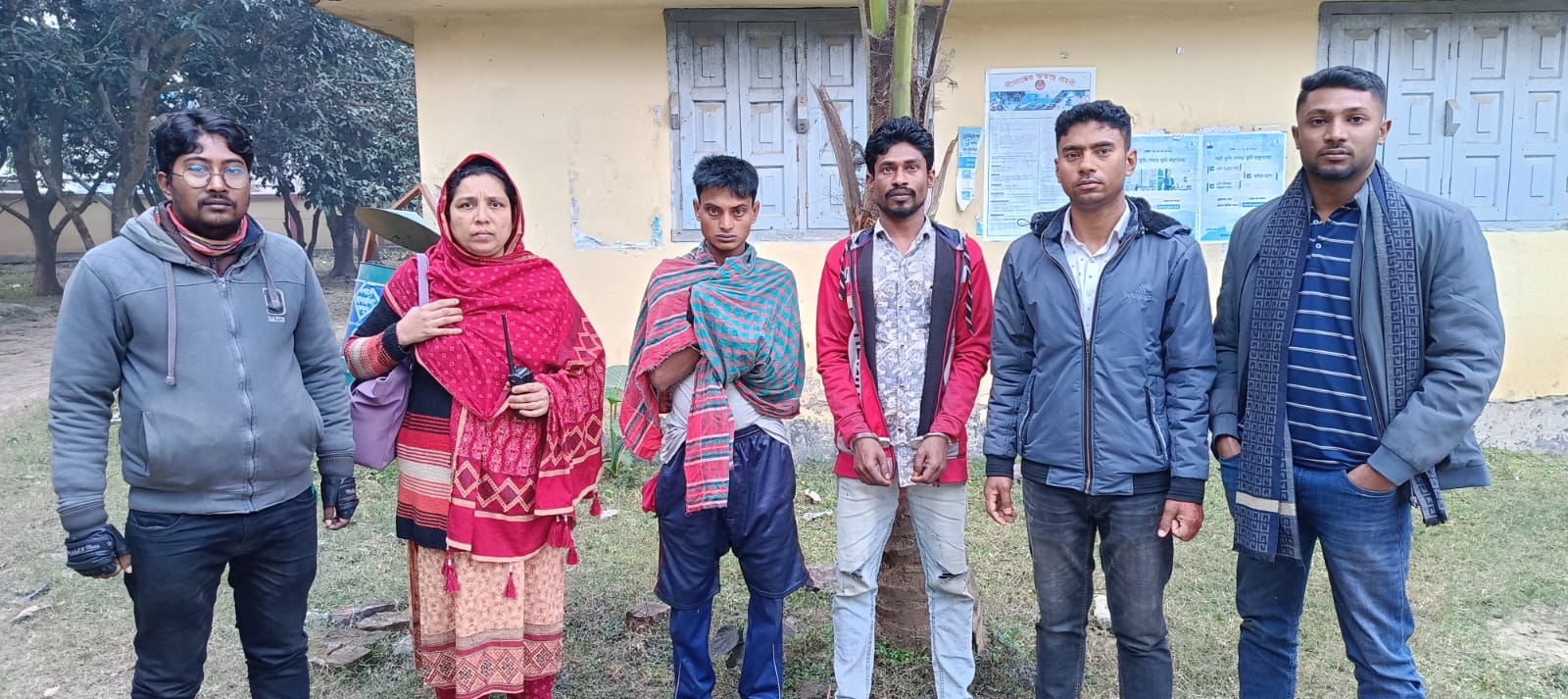 চুয়াডাঙ্গার বিভিন্ন স্থানে তাড়ি ও গাঁজাসহ আটক দু’জনের জেল-জরিমানা