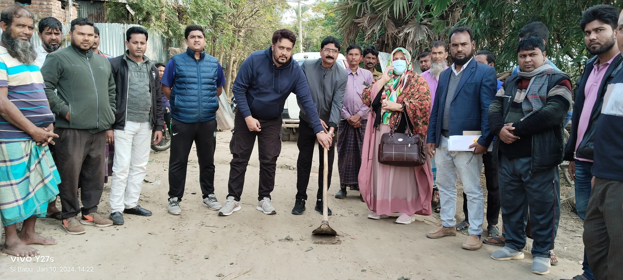 বারাদীতে রাস্তার এইচবিবি করণ কাজের উদ্বোধন