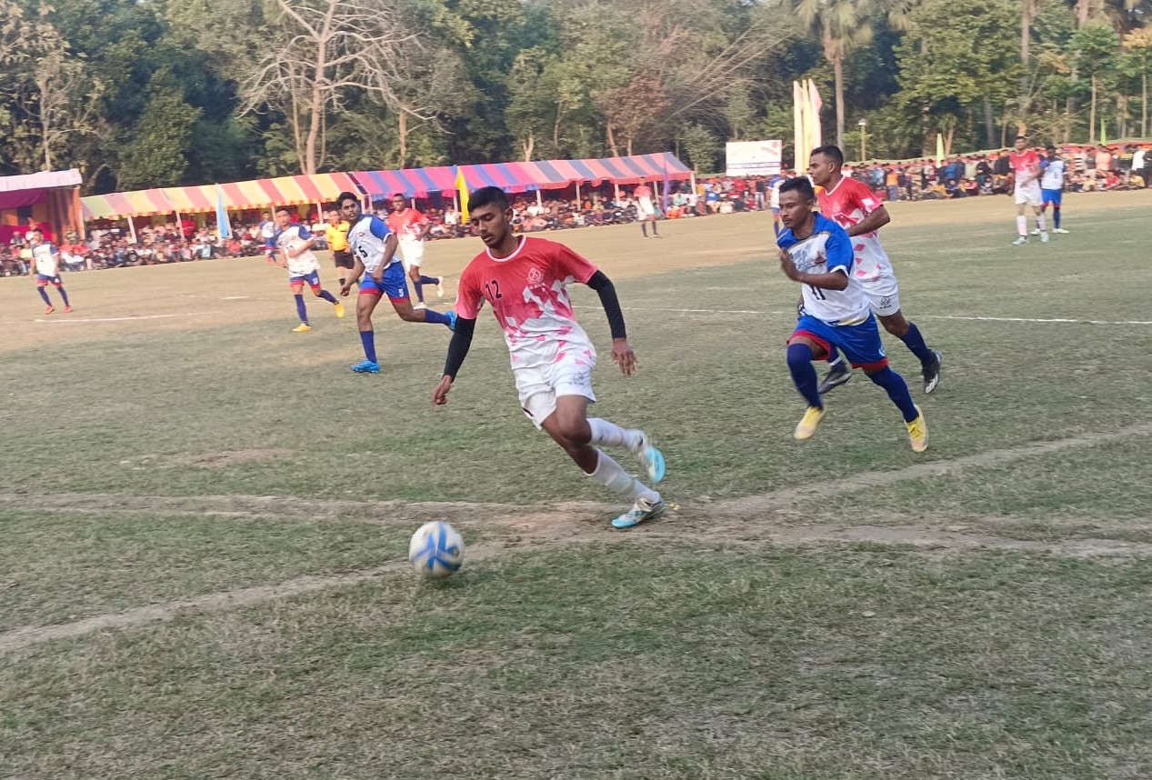 প্রীতি ফুটবল ম্যাচে বিএসএফকে হারিয়ে বিজিবি চ্যাম্পিয়ন
