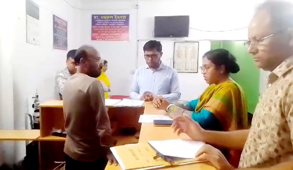 আলমডাঙ্গায় ভ্রাম্যমাণ আদালতের অভিযান