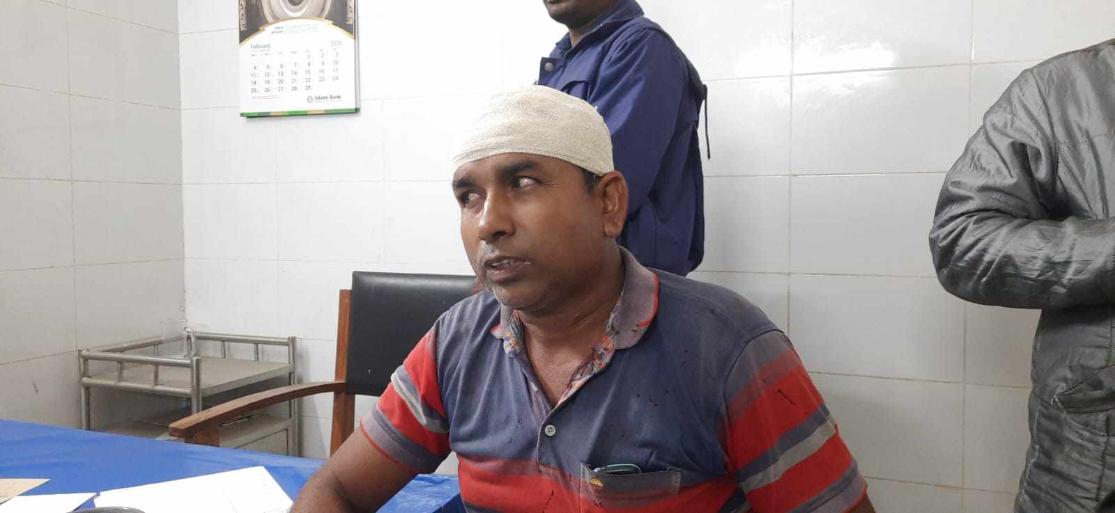 আলমডাঙ্গায় পাওনা টাকা চওয়াই পুকুর মালিককে পিটিয়ে জখম