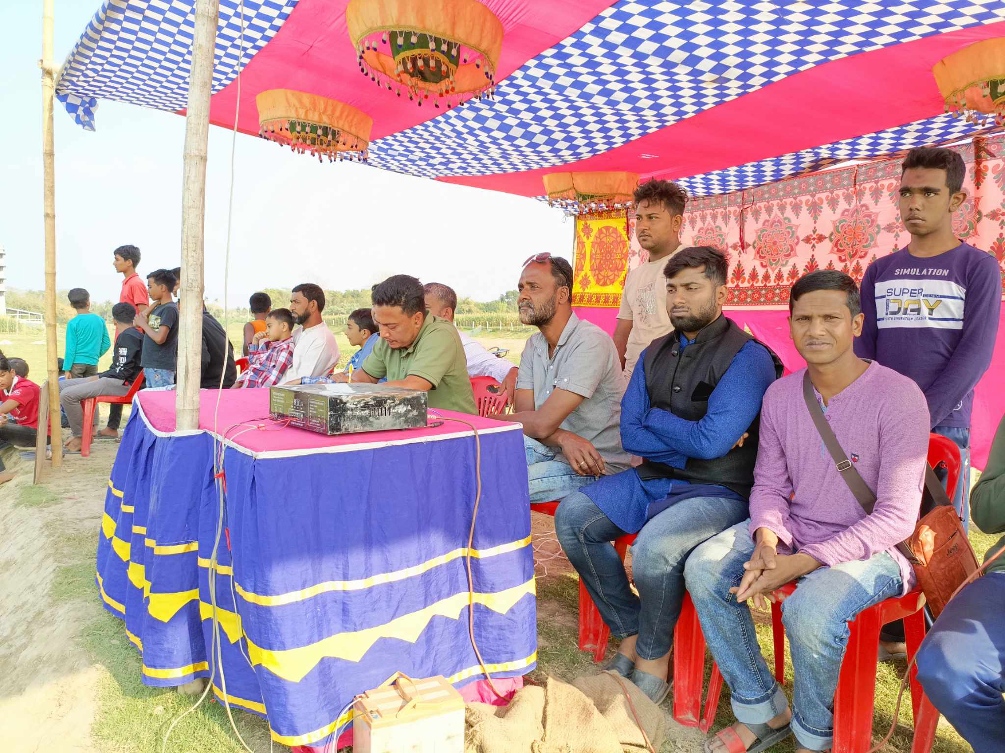 আন্দুলবাড়ীয়ায় হাসিবুর রহমান পান্নু স্মৃতি ক্রিকেট টুর্নামেন্টের উদ্বোধন
