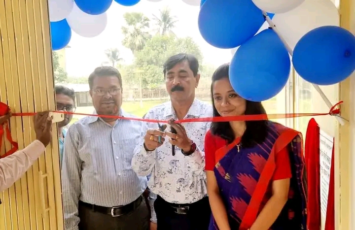 কার্পাসডাঙ্গা মাধ্যমিক বালিকা বিদ্যালয়ের কমন রুম ও টয়লেটের উদ্বোধন