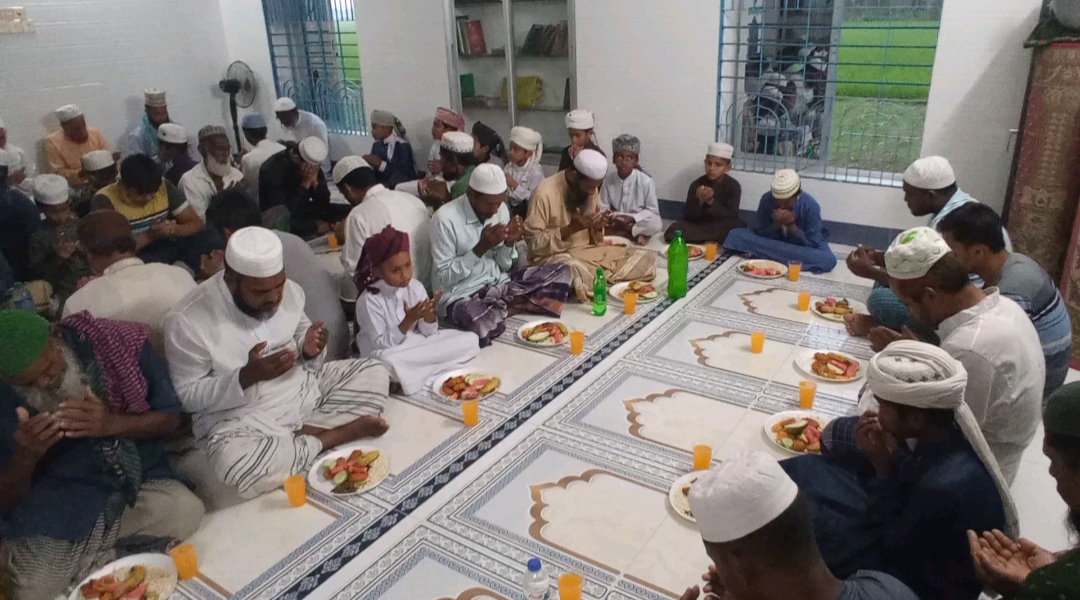 গাংনী ও সাগান্নায় ইফতার মাহফিল