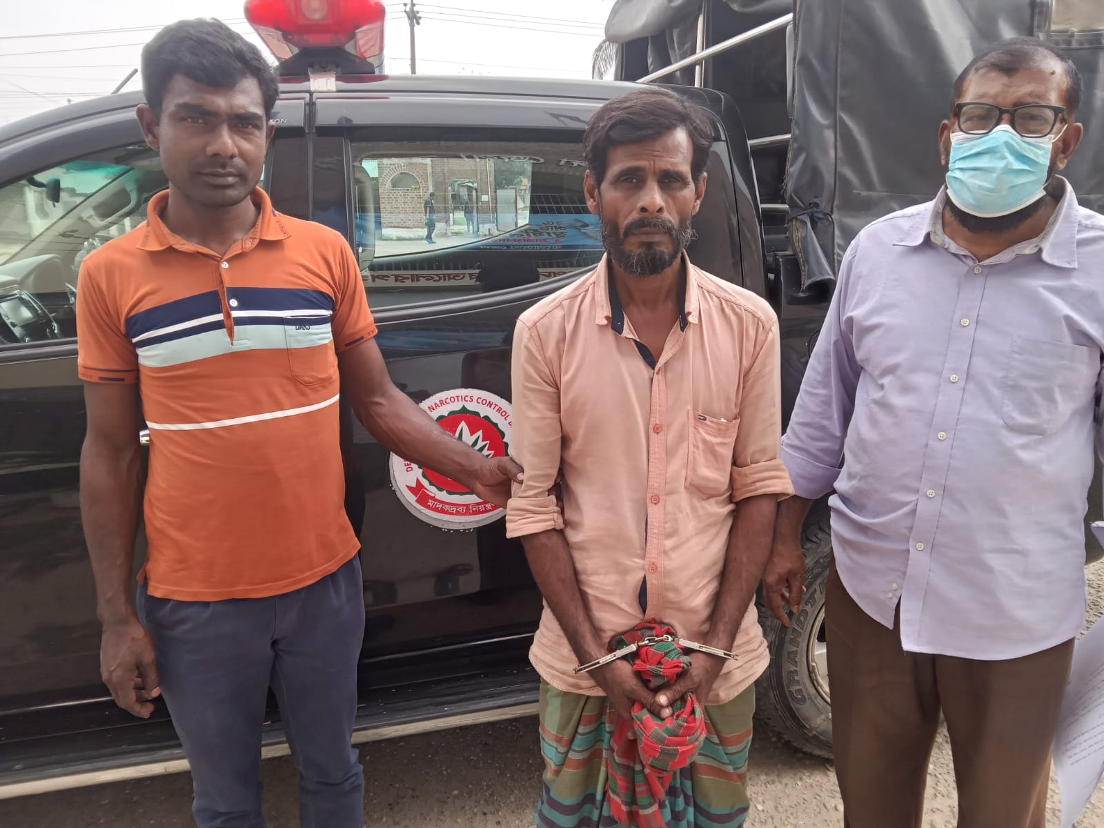 চুয়াডাঙ্গায় গাঁজাসহ আটক একজনের কারাদণ্ড