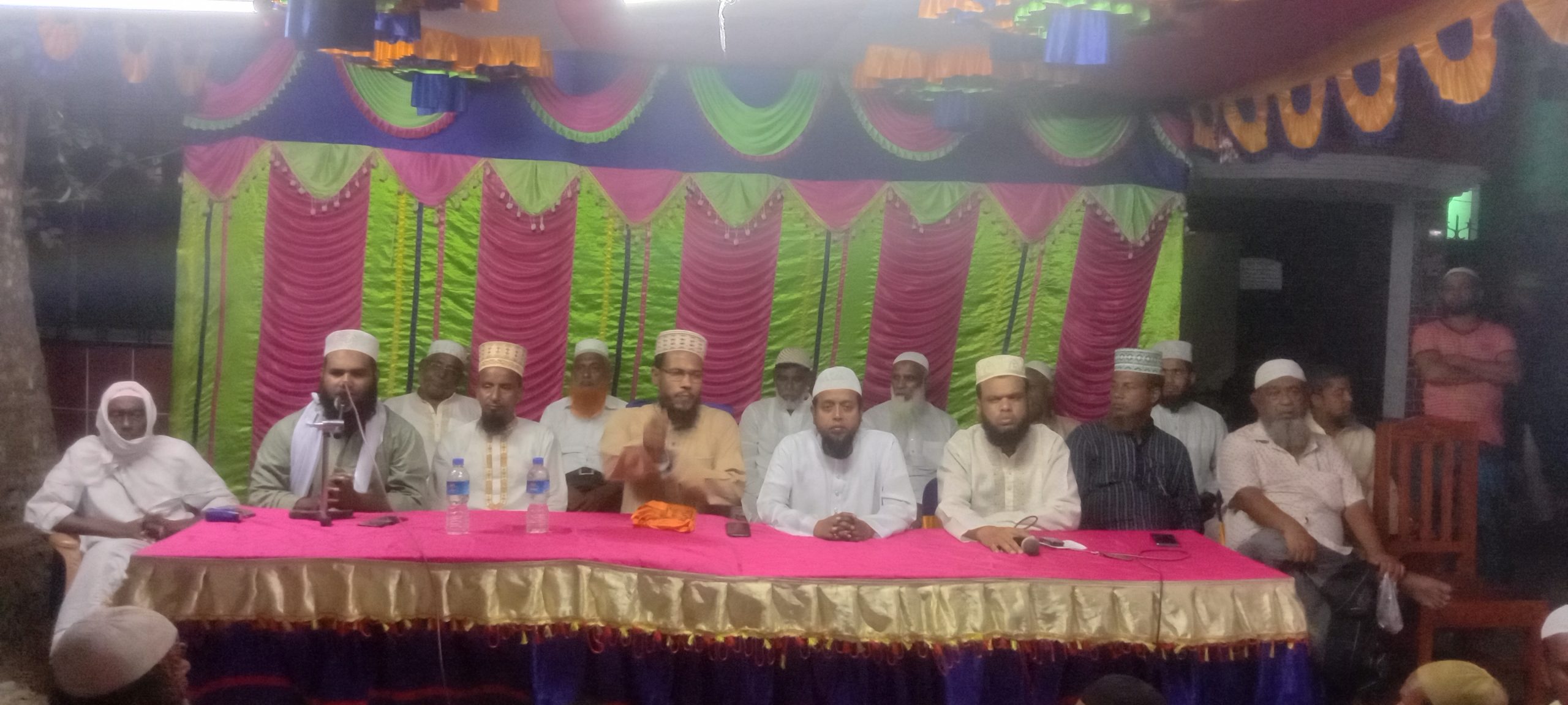 আন্দুলবাড়ীয়ায় প্রয়াত জহুরুল খানের মাগফিরাত কামনায় দোয়া