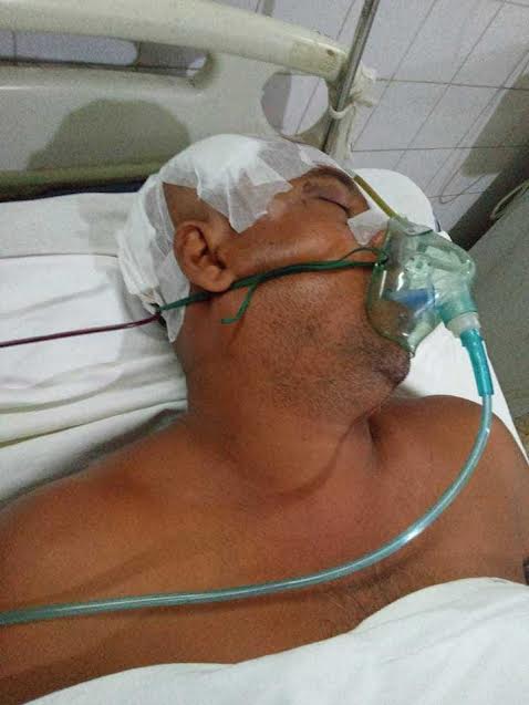দর্শনার পারকৃষ্ণপুরে দেওয়ালে পানি ফেলাকে কেন্দ্র করে সংঘর্ষ