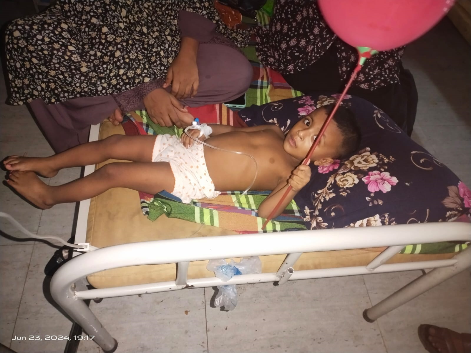চুয়াডাঙ্গায় সাপের কামড়ের চিহ্ন নিয়ে হাসপাতালে ভর্তি শিশু