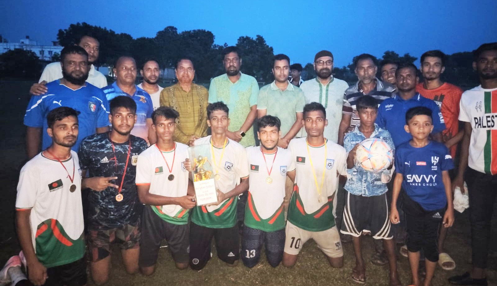 দামুড়হুদায় ফুটবল টুর্নামেন্টের ফাইনাল