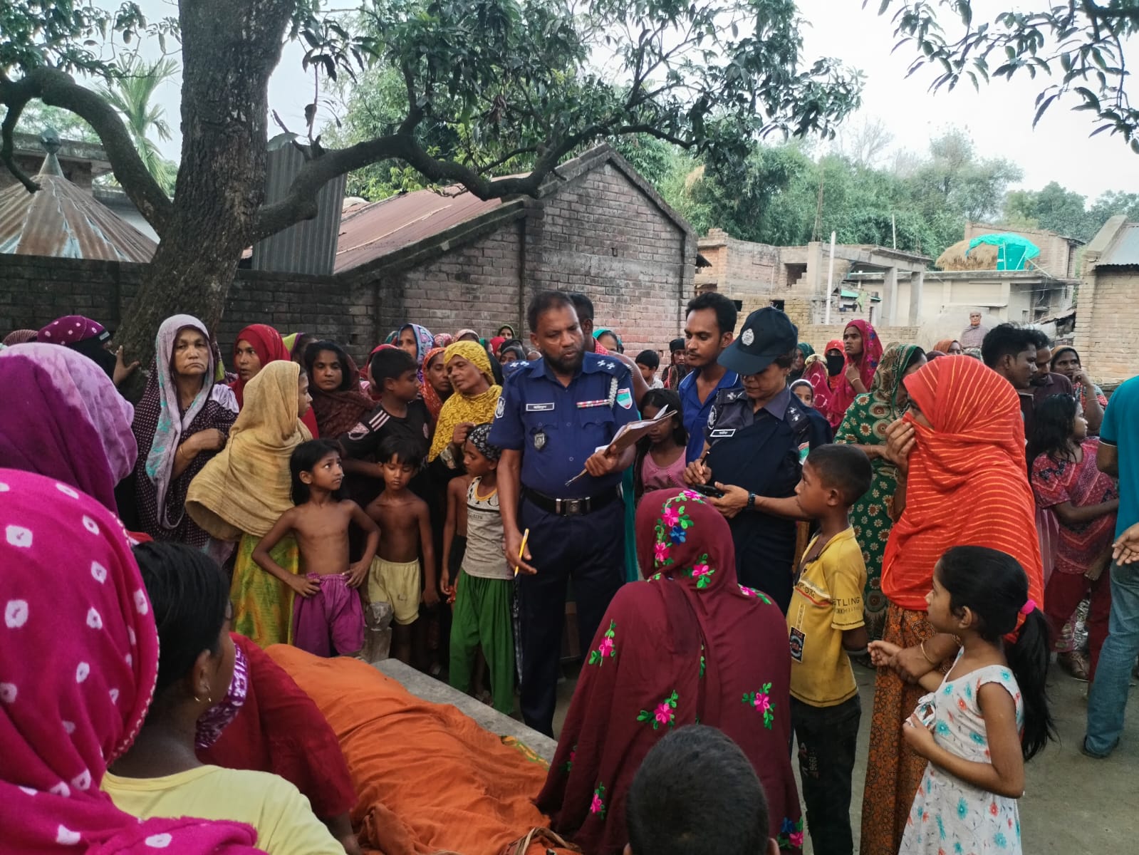 দামুড়হুদায় গৃহবধূর মৃত্যু