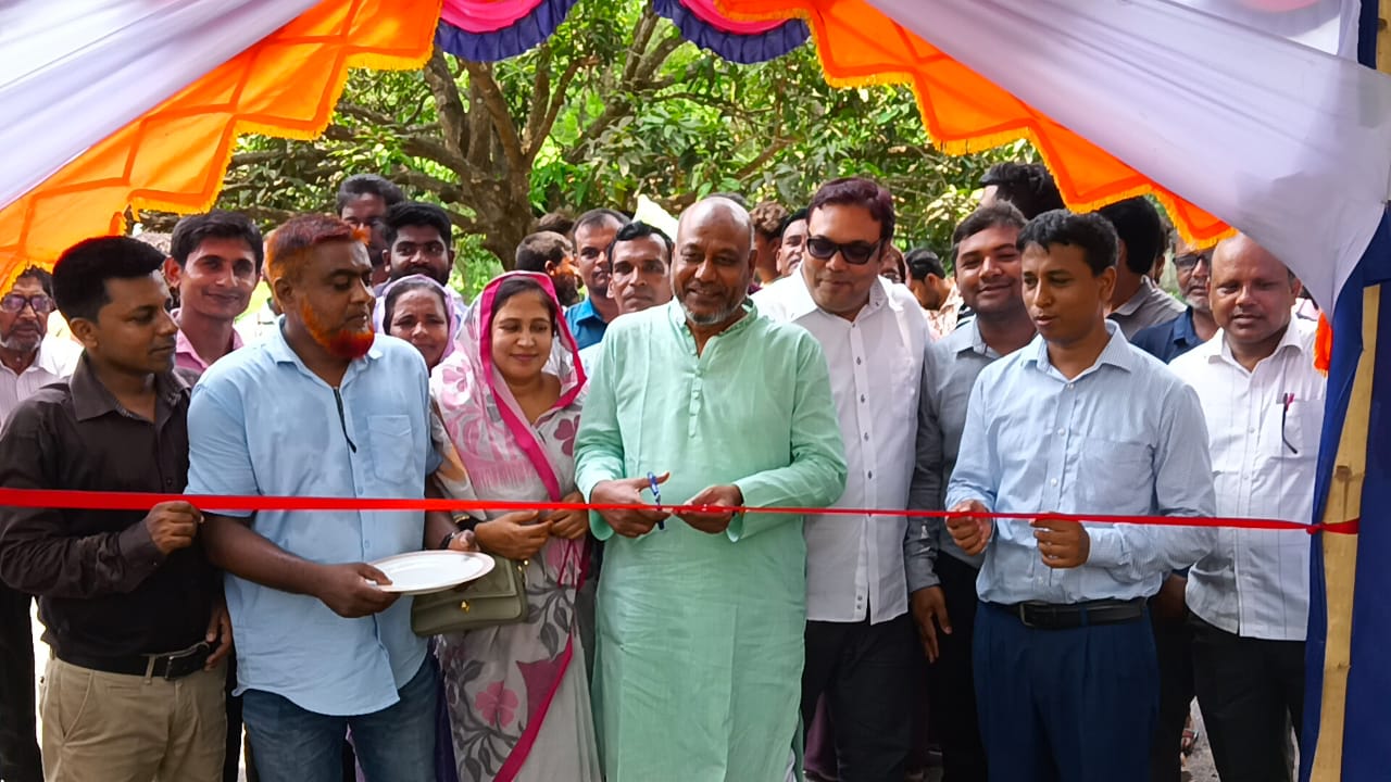 মুজিবনগরে দুই দিনব্যাপী কৃষি ফল মেলার উদ্বোধন