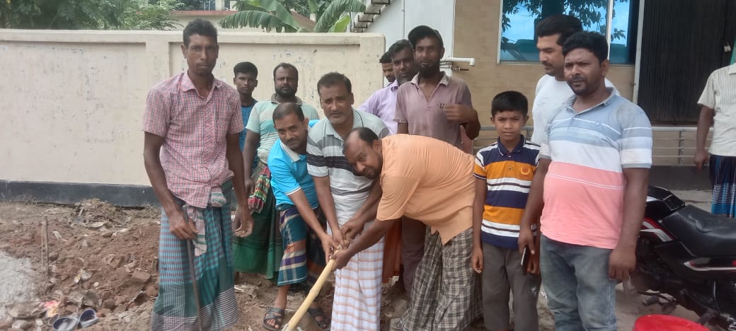 আন্দুলবাড়ীয়া উপ-স্বাস্থ্য কেন্দ্রের রাস্তা ও সেড নির্মাণ কাজের উদ্বোধন
